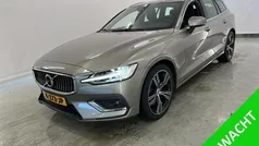 Grijs Gebruikt 2021 Volvo V60 Inscription Stationwagen | € 28.499 (Goede deal)