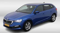 Blauw Gebruikt 2021 Skoda Scala Ambition Hatchback | € 16.450 (Eerlijke prijs)