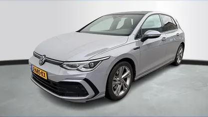 Gebruikt 2023 VW Golf VIII Business Hatchback | € 30.850 (Eerlijke prijs)