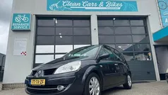 Grijs Gebruikt 2007 Renault Scénic II MPV | € 1.850 (Eerlijke prijs)