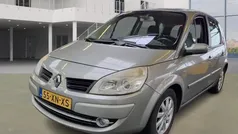 Grijs Gebruikt 2007 Renault Scénic II MPV | € 3.750