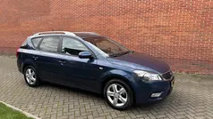 Blauw Gebruikt 2010 Kia Ceed Hatchback | € 2.950 (Goede deal)
