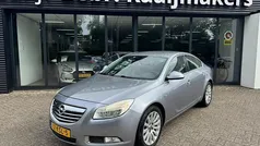 Grijs Gebruikt 2010 Opel Insignia Edition Sedan | € 3.900 (Eerlijke prijs)