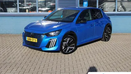Blauw Occasion 2024 Peugeot 208 GT Hatchback | € 25.395 (Eerlijke prijs)