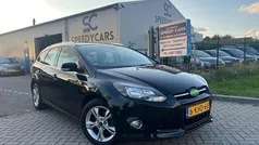 Zwart Gebruikt 2012 Ford Focus Titanium Stationwagen | € 4.449 (Goede deal)