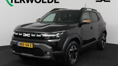 Gebruikt 2025 Dacia Duster Journey SUV | € 33.340 (Eerlijke prijs)