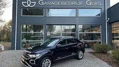 Gebruikt 2024 VW T-Roc Style SUV | € 32.950 (Eerlijke prijs)