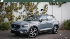 Grijs Gebruikt 2022 Volvo XC40 R-Design SUV | € 33.694 (Eerlijke prijs)