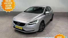 Gebruikt 2018 Volvo V40 Business Edition Stationwagen | € 15.450 (Eerlijke prijs)