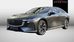 Grijs Nieuw 2025 Mazda 6e Takumi-Line Hatchback | € 44.890 (Goede deal)