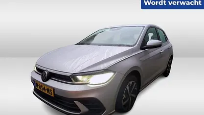 Grijs Occasion 2021 VW Polo Life Hatchback | € 16.950 (Eerlijke prijs)
