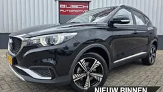 Zwart Gebruikt 2020 MG ZS Luxury Sedan | € 14.995 (Eerlijke prijs)