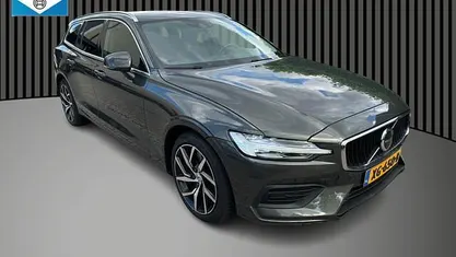 Occasion Volvo V60 Momentum 252 PK (185 kW) 2019 Grijs Stationwagen