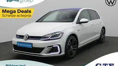 Wit Gebruikt 2020 VW Golf VIII Pro Hatchback | € 21.700 (Eerlijke prijs)