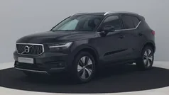 Zwart, metallic lak Gebruikt 2021 Volvo XC40 Business Edition SUV | € 28.400 (Super prijs)