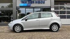 Grijs Gebruikt 2014 Fiat Punto Street Hatchback | € 6.250 (Eerlijke prijs)