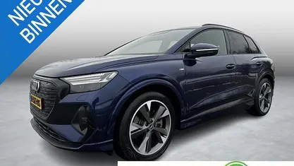 Occasion Audi Q4 e-tron Competition 150 kW (204 PK) 2021 Blauw (metallic) SUV
