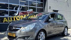 Bruin Gebruikt 2011 Opel Corsa Cosmo Hatchback | € 4.450 (Eerlijke prijs)