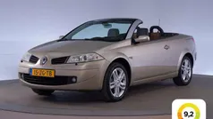 Beige Gebruikt 2008 Renault Mégane Cabriolet Exception Cabriolet | € 4.909 (Eerlijke prijs)