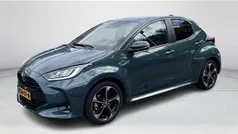Groen Gebruikt 2025 Toyota Yaris Hybrid Executive Hatchback | € 30.880 (Eerlijke prijs)