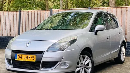 Occasion Renault Scénic III 131 PK (96 kW) 2010 Grijs MPV