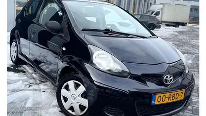 Occasion 2011 Toyota Aygo Hatchback | € 2.750 (Eerlijke prijs)