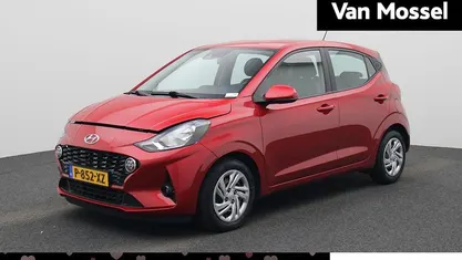 Occasion Hyundai i10 Comfort 67 PK (49 kW) 2022 Rood Hatchback