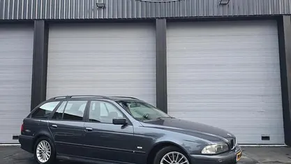 Grijs Gebruikt 1997 BMW 523 Executive Stationwagen | € 2.499 (Eerlijke prijs)