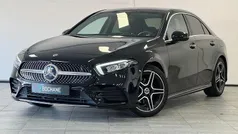 Zwart Gebruikt 2019 Mercedes A200 AMG Line Premium Plus Sedan | € 26.195 (Eerlijke prijs)