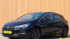 Blauw Gebruikt 2019 Opel Astra Edition Hatchback | € 11.940 (Eerlijke prijs)