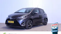 Grijs Gebruikt 2019 Toyota Yaris Hybrid Executive Hatchback | € 18.850 (Goede deal)