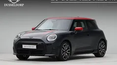 Grijs Nieuw 2025 Mini Cooper Hatchback | € 34.100 (Eerlijke prijs)