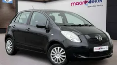 Zwart Gebruikt 2007 Toyota Yaris Terra Hatchback | € 4.450 (Eerlijke prijs)
