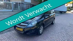 Zwart Gebruikt 2011 Opel Zafira Cosmo MPV | € 4.245 (Eerlijke prijs)