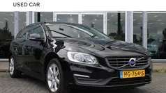 Zwart Gebruikt 2015 Volvo V60 Momentum Stationwagen | € 12.900 (Goede deal)
