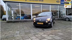 Zwart Gebruikt 2012 Renault Twingo Night&Day Hatchback | € 3.250 (Eerlijke prijs)