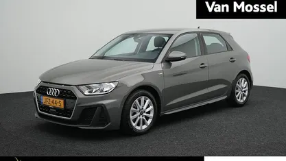 Grijs Gebruikt 2024 Audi A1 Sportback S-Line Hatchback | € 26.900 (Goede deal)