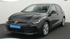 Zwart Gebruikt 2024 VW Golf VIII Edition Hatchback | € 29.400 (Goede deal)