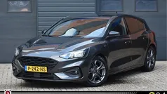 Grijs Gebruikt 2018 Ford Focus Business Edition Stationwagen | € 13.995 (Eerlijke prijs)