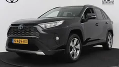 Zwart, metallic lak Gebruikt 2022 Toyota RAV4 Style SUV | € 38.950 (Eerlijke prijs)
