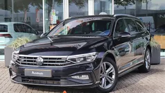 Zwart Gebruikt 2020 VW Passat R-line Stationwagen | € 22.700 (Eerlijke prijs)