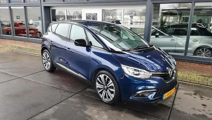 Blauw (metallic) Occasion 2021 Renault Scénic IV Business MPV | € 18.495 (Eerlijke prijs)