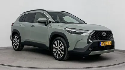 Occasion 2025 Toyota Corolla Cross Style SUV | € 37.999 (Eerlijke prijs)