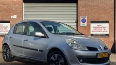 Gebruikt 2007 Renault Clio II Business Hatchback | € 1.500 (Eerlijke prijs)