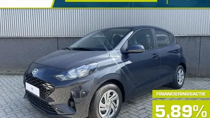 Grijs Nieuw 2025 Hyundai i10 Comfort Hatchback | € 20.641 (Eerlijke prijs)