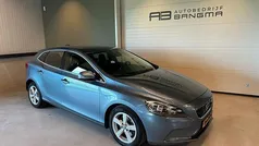 Blauw Gebruikt 2013 Volvo V40 Momentum Stationwagen | € 8.450 (Eerlijke prijs)