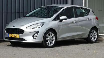 Grijs Occasion 2017 Ford Fiesta Trend Hatchback | € 8.445 (Eerlijke prijs)