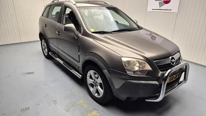 Beige Gebruikt 2008 Opel Antara Enjoy SUV | € 3.940 (Eerlijke prijs)