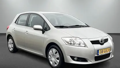 Grijs (metallic) Gebruikt 2008 Toyota Auris Sol Hatchback | € 5.901 (Eerlijke prijs)