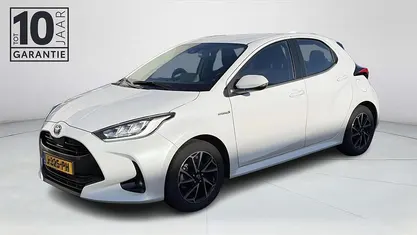 Occasion Toyota Yaris Hybrid 116 PK (85 kW) 2020 Wit Hatchback